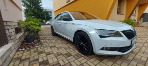 Skoda Superb III Sedan 2,0 TDI 140kw 4x4 DSG max.vybava - 9