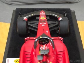 Charles Leclerc (Ferrari F1-75) 1:18 VC Bahrain 2022 - 9