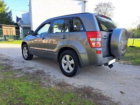 Suzuki Grand Vitara 2.0 benzin 4x4 - 9