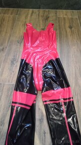 Latexový catsuit 5 - 9