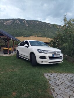 VOLKSWAGEN TOUAREG PREDAM VYMENIM - 9