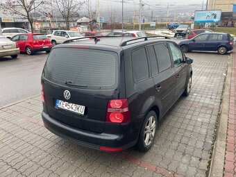 VW Touran 2.0TDI 103kw (motor BMM) r.v.2009 - 9