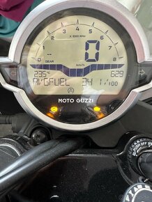 Moto guzzi v7 Stone centenario - 9