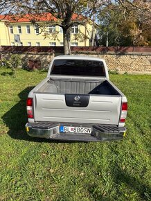 Nissan navara vo velmi dobrom stave - 9