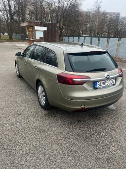 Opel INSIGNIA SPORTS TOURER SW 2.0 CDTi 120 kW - 9