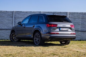 Q7 3.0 TDI 272k quattro tiptronic / 7 Miest / BOSE / Vzduch - 9