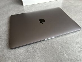 Macbook Pro 13 - 2019 i5 - 9