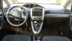 Toyota Verso 2.0 D4D 93kW 7-miestne - 9