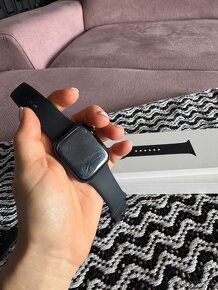 Apple Watch 8 45mm Midnight - 9