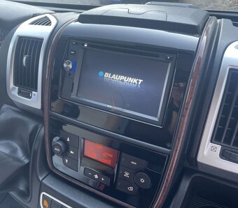 Predam autoradio Blaupunkt SAN DIEGO 530 s DVD a NAVIGACIOU - 9