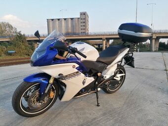 Honda CBR 600 f - 9