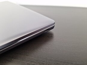 HUAWEI MateBook 13 - 9