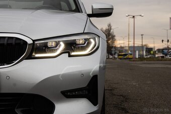 BMW Rad 3 320i A/T - 9