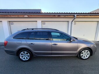 Škoda Superb Combi 1.6 TDI CR Elegance - 9