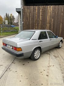 Mercedes 190E 1.8 benzín - 9