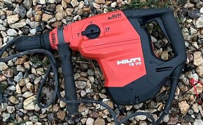 Hilti TE 70-AVR vŕtacie kladivo SDS Max, rok výroby 6/2024 - 9