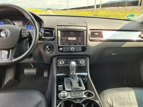 VW TOUAREG 3,0 TDI - 9