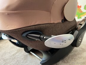 Cybex Cloud Q vajíčko s Isofix základňou - 9