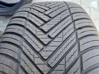 235/40 r19 zimne celorocne pneumatiky 235 40 19 235/40/19 - 9