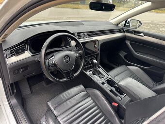 Volkswagen passat variant 4motion R-line - 9