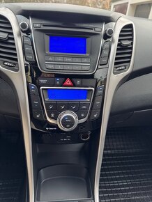 Hyundai i30 - 9