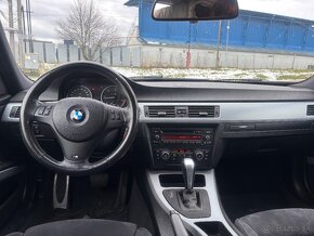 BMW Rad 3 Touring 320d 184k xDrive A/T - 9