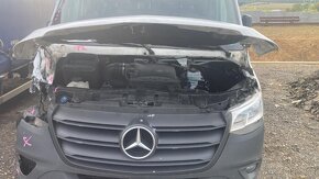 Mercedes-Benz Sprinter 319 - 9