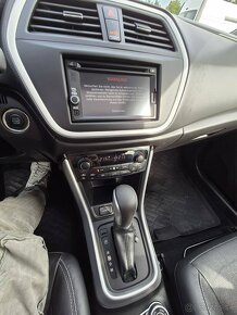 Suzuki SX4 pohon 4x4, S-Cross - 9