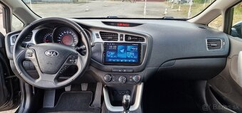 KIA Ceed 73kw benzín 2013 6-stupňový manuál - 9