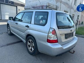 SUBARU FORESTER 2.0 BENZÍN 4X4 100XXX KM - 9