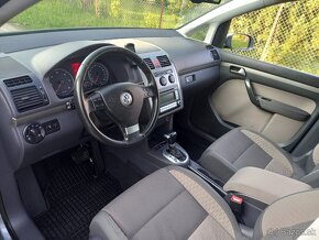 Volkswagen Touran Cross 2.0 TDi DSG CHAMPION - 9