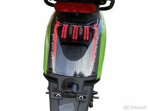 Vmoto Super Soco CUx  zľava 1100€ - 9