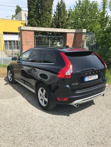 Volvo XC60 D3/D4 120kW R-design - 9