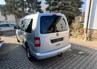 Volkswagen Caddy Maxi 1,6 TDi pravidel.servis nafta manuál - 9