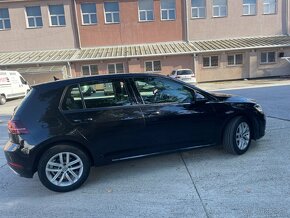 VW Golf 2,0 TDi Highline DSG (2018) - 9