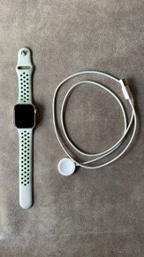 Apple Watch SE Nike 40mm - 9