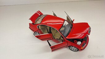 1:18 BMW 3-SERIES E46 - 9