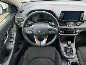 Hyundai i30 CW 1.6 CRDi M6, r.v.: 2019 - 9