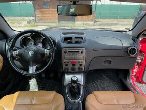 Alfa Romeo GT 1,9JTD nafta, 110kW, MT/6, rok:01.2005. - 9