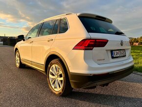 Volkswagen Tiguan - 9