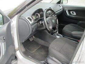 Škoda Fabia Combi 1.6 DSG - 9