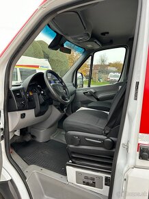 Mercedes-Benz Sprinter 3.0 CDI Sanitné vozidlo - automat - 9