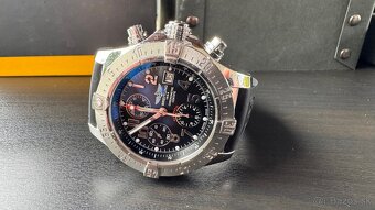 Breitling Avenger Skyland - 9