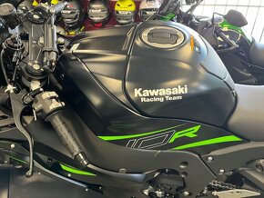 Kawasaki zx10r - 9