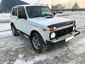 Lada Niva 4x4 URBAN/BRONTO - 9