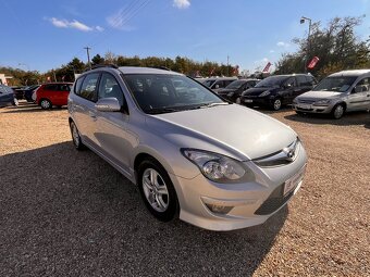 Hyundai i30, 1.6CRDi 66kw - 9