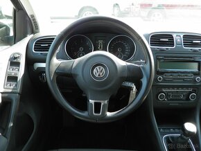 Volkswagen Golf 1.6 TDI Comfortline - 9