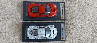 Predám model Ferrari 488 GTE Camo 1:43 Looksmart/Spark - 9