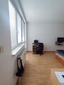 Jedinečný 2 - izbový byt 44m2 Trenčín  - JUH III. - 9