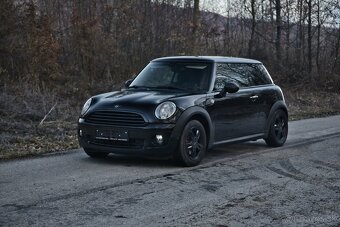 MINI COOPER ONE - 9